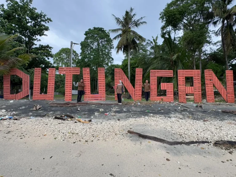 677109860da6a247406753